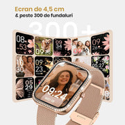 ecran de 4.5  cm si peste 300 de fundaluri